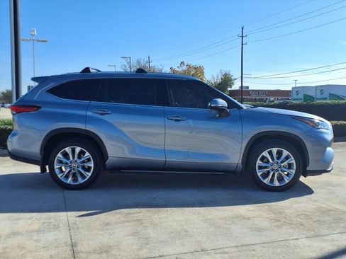 Used 2021 Toyota Highlander Limited image 8