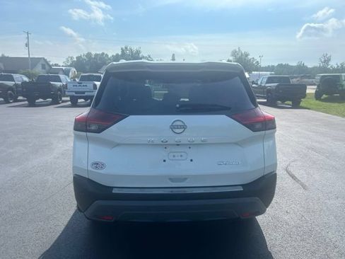 Used 2023 Nissan Rogue SV AWD/4WD image 4