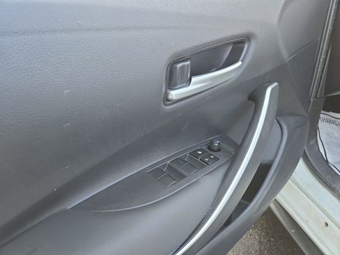 Used 2021 Toyota Corolla SE w/ Carpet Mat Package (TMS) image 10