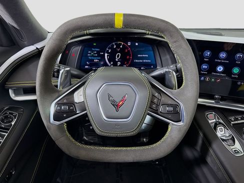 Used 2021 Chevrolet Corvette Stingray Premium Conv w/ Z51 Performance Package image 11