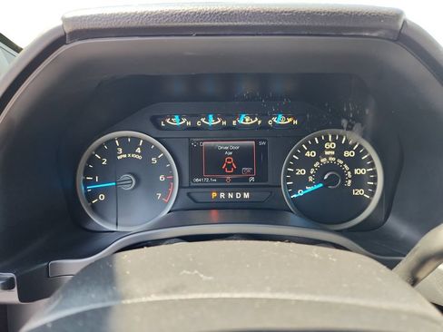 Used 2017 Ford F150 XLT w/ Equipment Group 302A Luxury AWD/4WD image 14