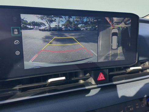 New 2026 Kia Carnival SX image 18