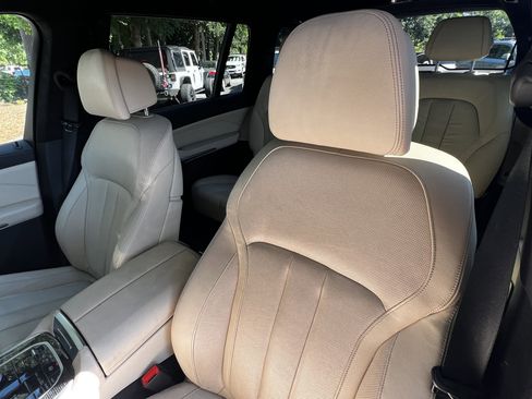 Used 2021 BMW X7 M50i AWD/4WD image 18