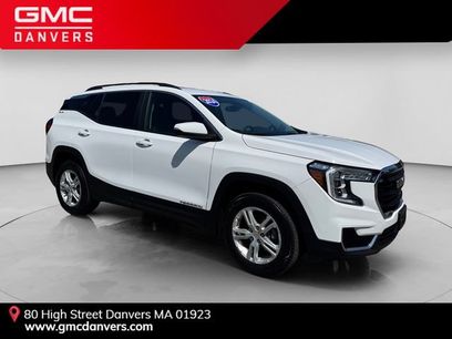 Used 2024 GMC Terrain SLE w/ Driver Convenience Package