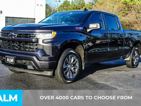 Used 2022 Chevrolet Silverado 1500 RST w/ Convenience Package II image 3