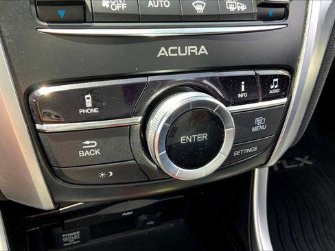 Used 2016 Acura TLX image 33