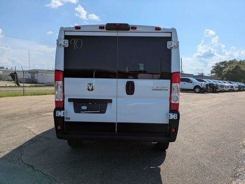 Used 2025 RAM ProMaster 2500 w/ U-Haul Equipment Group FWD image 5