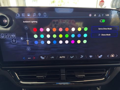 New 2026 Chevrolet Equinox EV RS image 18