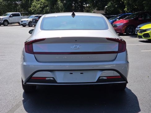 Used 2023 Hyundai Sonata SE FWD image 20