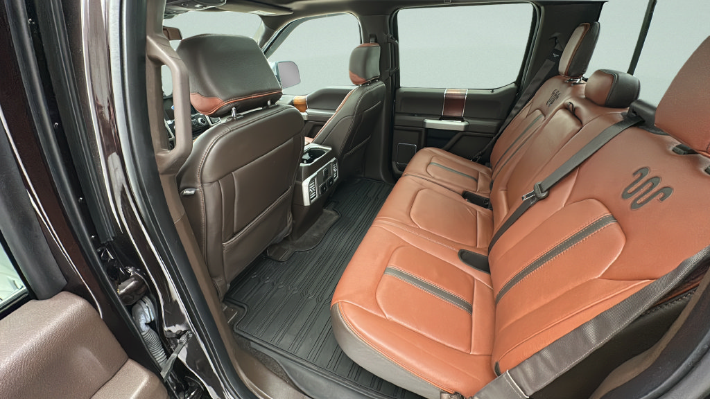 Used 2018 Ford F150 King Ranch w/ Equipment Group 601A Luxury AWD/4WD image 12