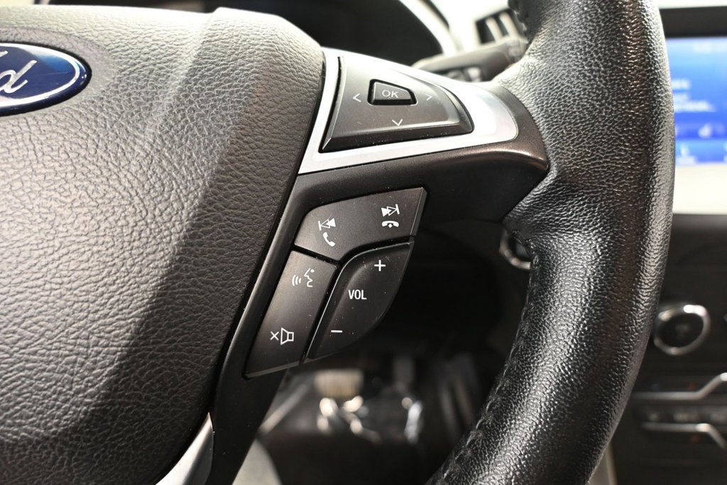 Used 2020 Ford Edge SEL w/ Cold Weather Package AWD/4WD image 23