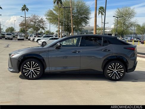 Used 2023 Lexus RZ 450e Premium image 3