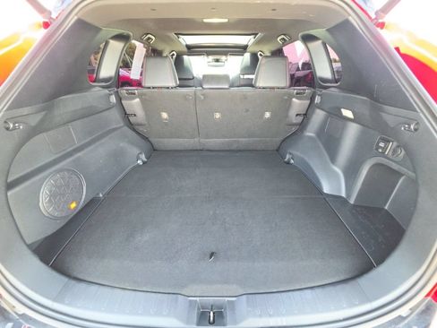 Used 2022 Toyota RAV4 XSE w/ Premium Package AWD/4WD image 38