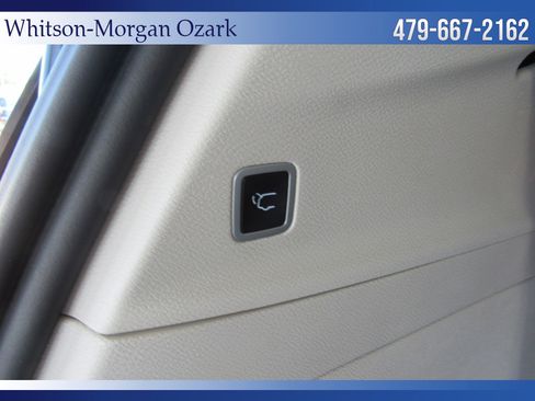 Used 2022 Chrysler Voyager LX FWD image 29