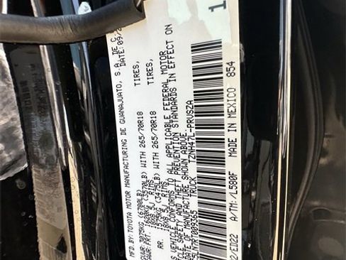 Used 2024 Toyota Tacoma TRD Pro image 40