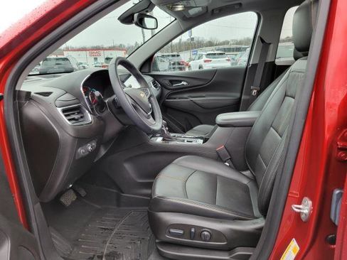 Used 2023 Chevrolet Equinox Premier image 8