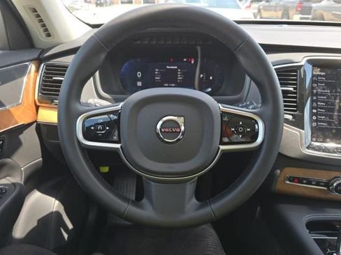 Used 2025 Volvo XC90 B6 Plus AWD/4WD image 13