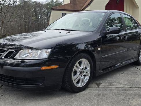 Used 2007 Saab 9-3 2.0T FWD image 2