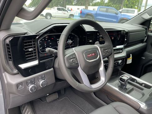 New 2025 GMC Sierra 1500 SLT w/ SLT Premium Plus Package image 10