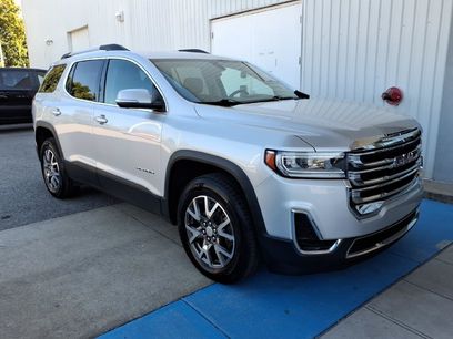 Used 2020 GMC Acadia SLE w/ Driver Convenience Package