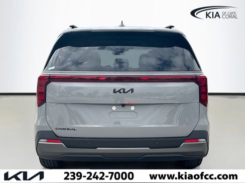 New 2026 Kia Carnival SX image 4