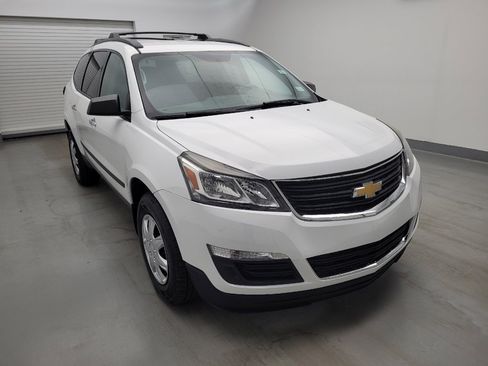 Used 2017 Chevrolet Traverse LS AWD/4WD image 13