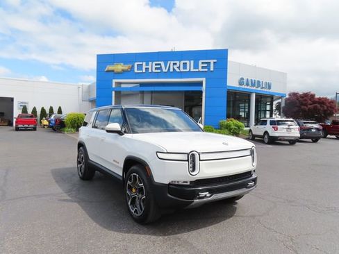 Used 2023 Rivian R1S Adventure AWD/4WD image 41