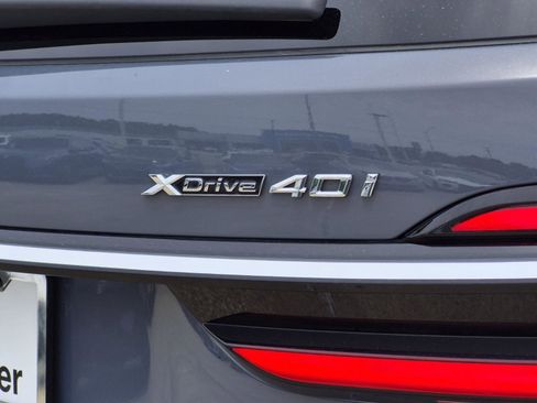 Certified 2023 BMW X7 xDrive40i w/ Executive Package AWD/4WD image 11