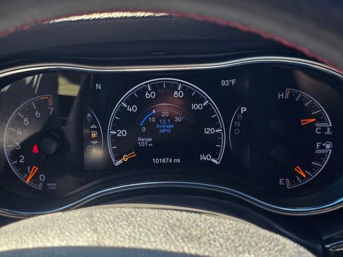 Used 2018 Jeep Grand Cherokee Trailhawk w/ Trailhawk Luxury Group AWD/4WD image 29