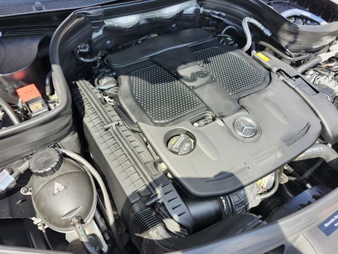 Used 2015 Mercedes-Benz GLK 350 2WD image 16