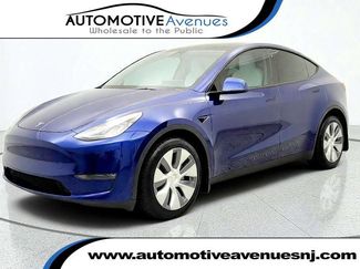 Used 2023 Tesla Model Y Long Range AWD/4WD video 1