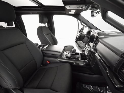 Used 2021 Ford F150 XLT w/ Equipment Group 302A High image 24