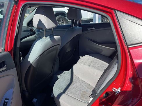 Used 2015 Hyundai Accent GLS w/ Option Group 02 image 8