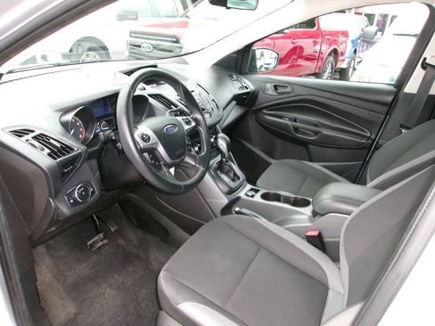 Used 2013 Ford Escape S FWD image 5