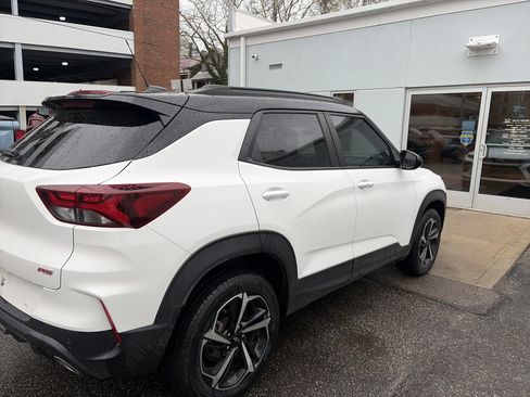 Certified 2022 Chevrolet TrailBlazer RS w/ Technology Package image 6