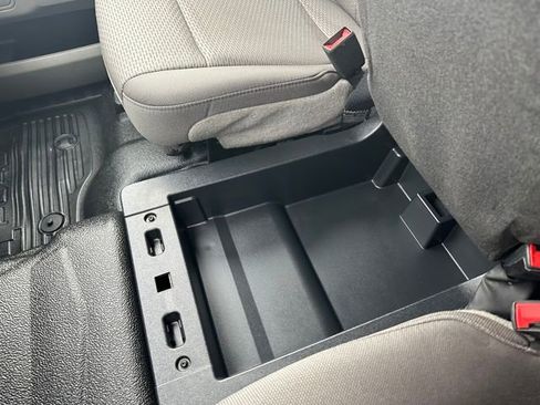 Used 2022 Ford F350 XLT image 17