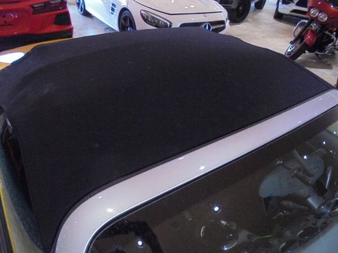 Used 2007 Pontiac Solstice Convertible RWD image 38