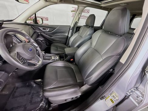 Used 2021 Subaru Forester Touring AWD/4WD image 27