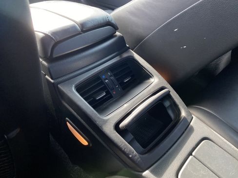 Used 2011 BMW M3 Convertible image 55