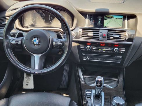 Used 2017 BMW X4 xDrive28i AWD/4WD image 25