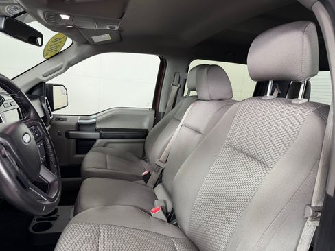 Used 2016 Ford F150 XLT w/ Equipment Group 302A Luxury AWD/4WD image 11