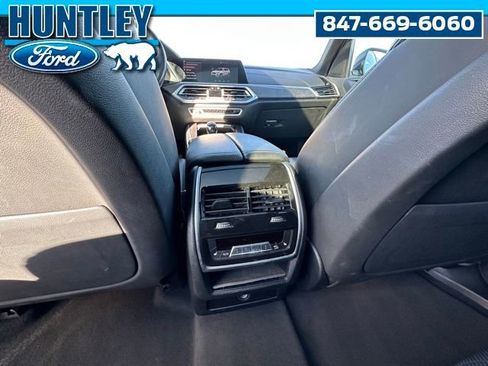 Used 2023 BMW X5 xDrive40i AWD/4WD image 17
