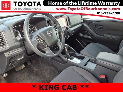 Used 2022 Nissan Frontier S image 12