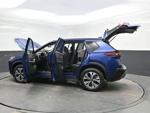 Used 2023 Nissan Rogue SV AWD/4WD image 44