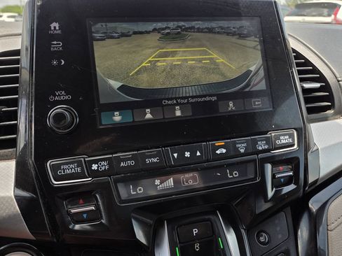 Used 2021 Honda Odyssey Touring image 13