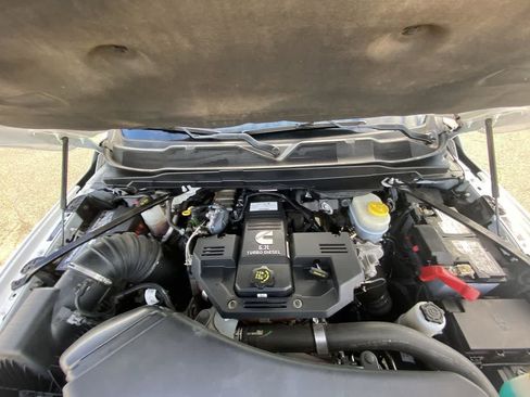 Used 2020 RAM 2500 Limited AWD/4WD image 26
