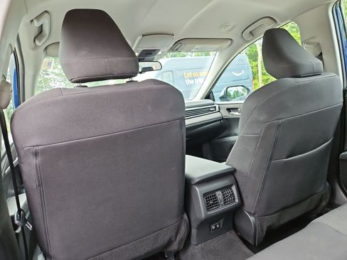 Used 2025 Toyota Camry LE FWD image 19