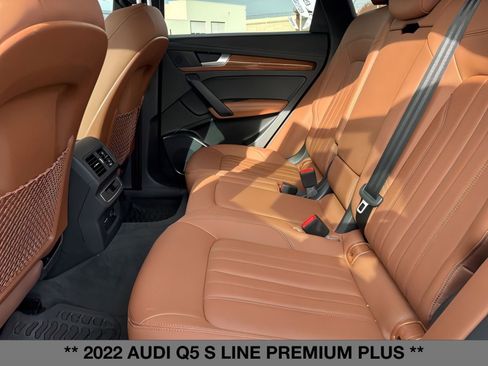 Used 2022 Audi Q5 2.0T Premium Plus w/ Premium Plus Package image 12