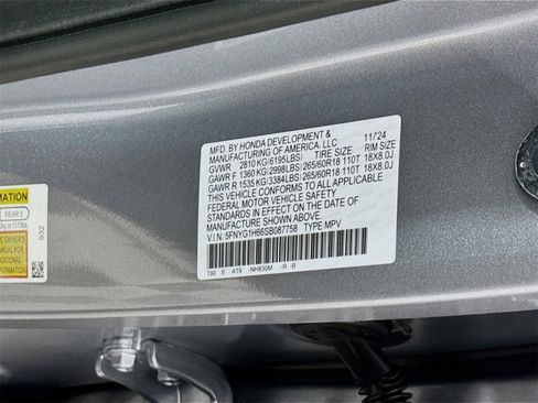 Used 2025 Honda Pilot TrailSport image 9