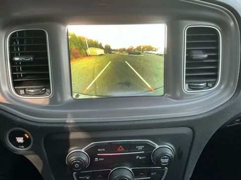 Used 2023 Dodge Charger SXT image 23